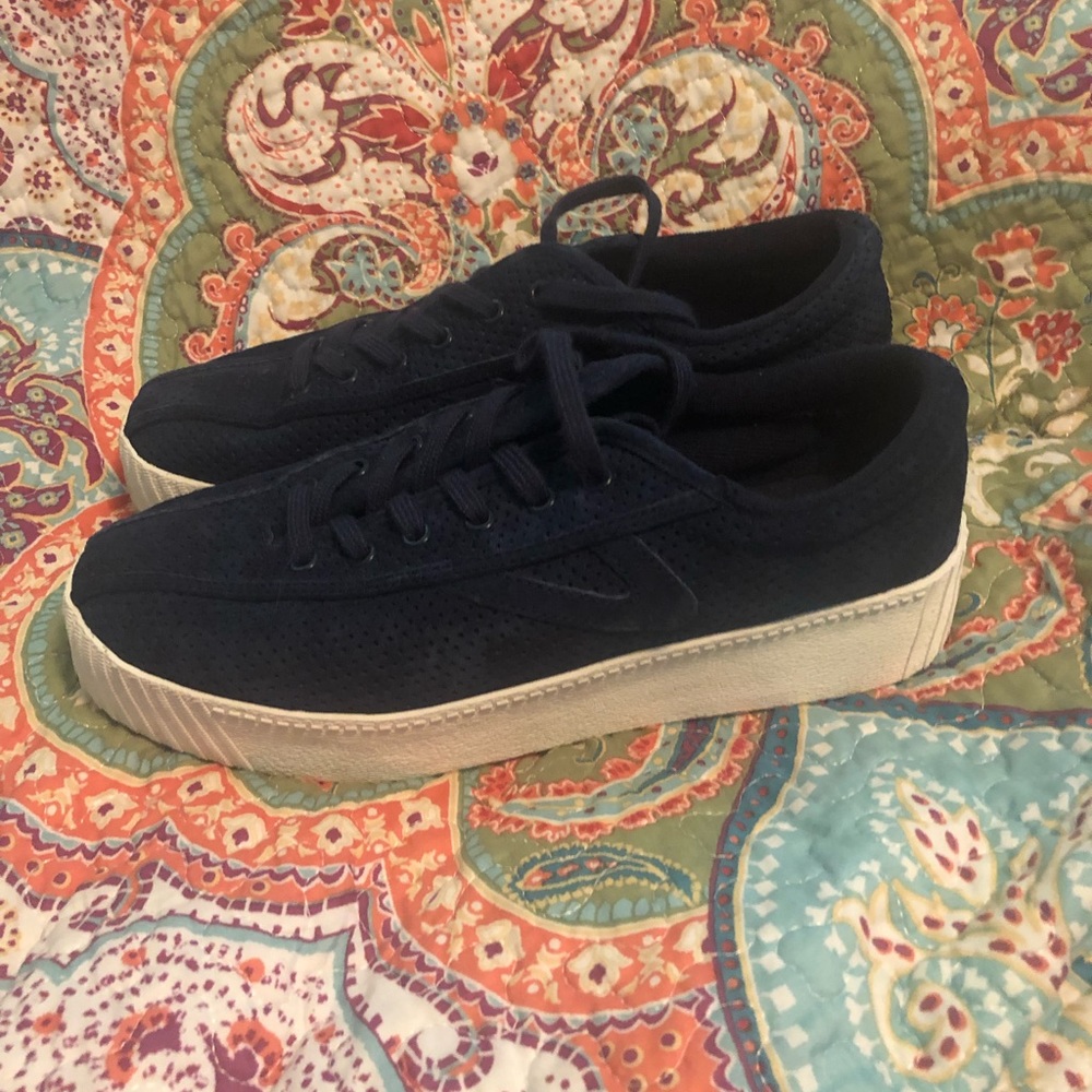 Tretorn shoes 💙